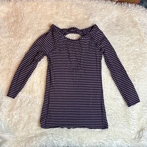Authentic Lululemon Purple Women's Top